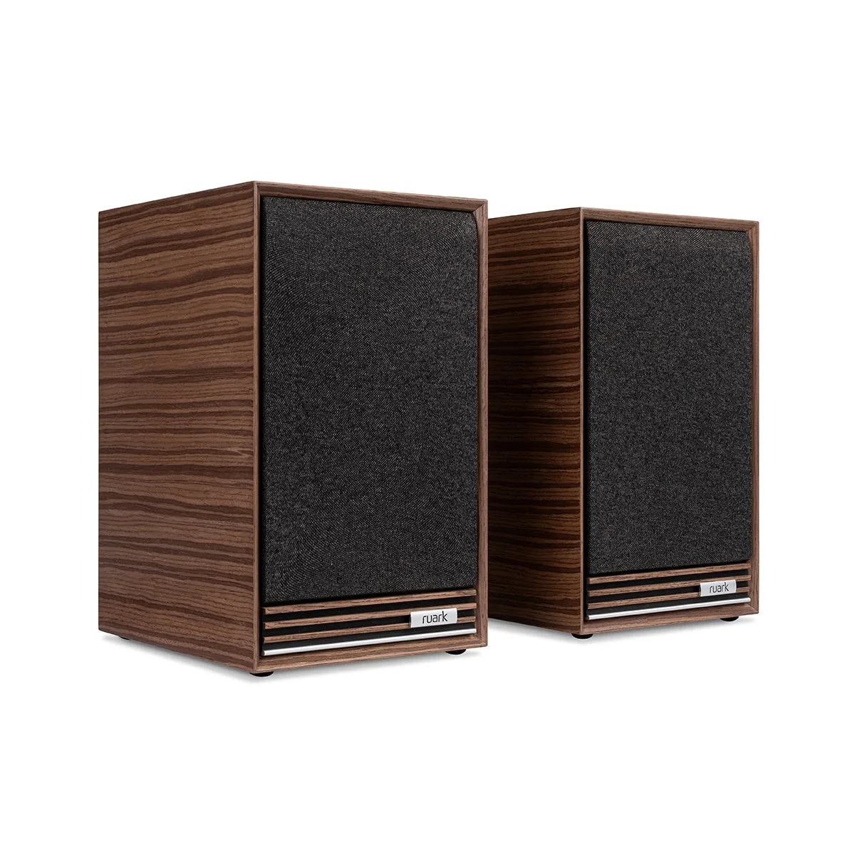 זוג רמקולי מדף Ruark Sabre-R, מבט בזווית