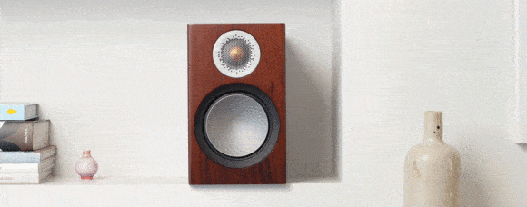 Monitor Audio Silver 50 בסלון